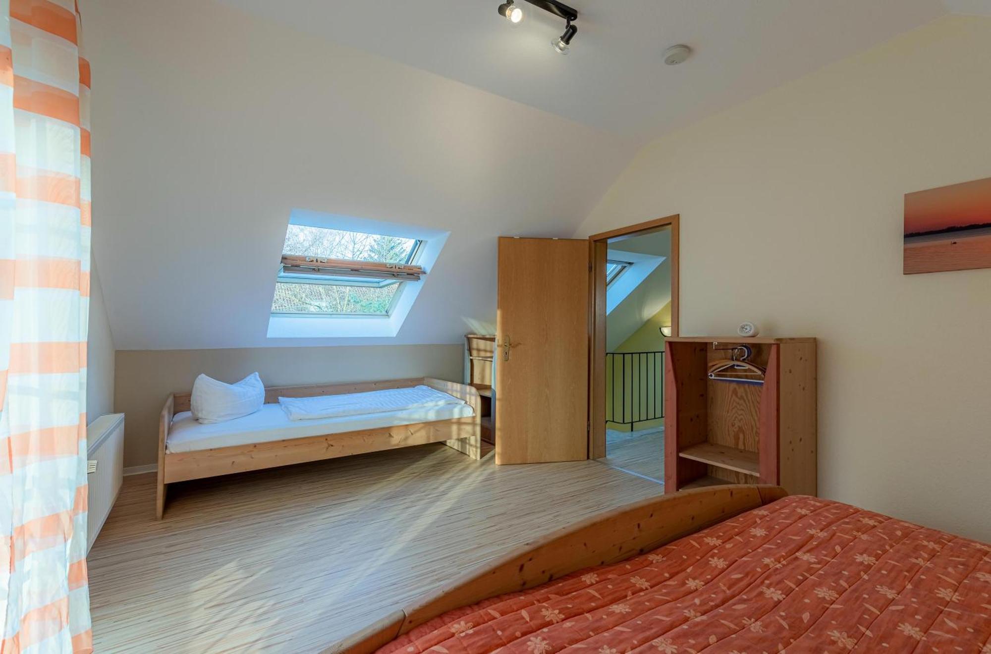Ferienhaus Schwanensee Fuenfseen Экстерьер фото