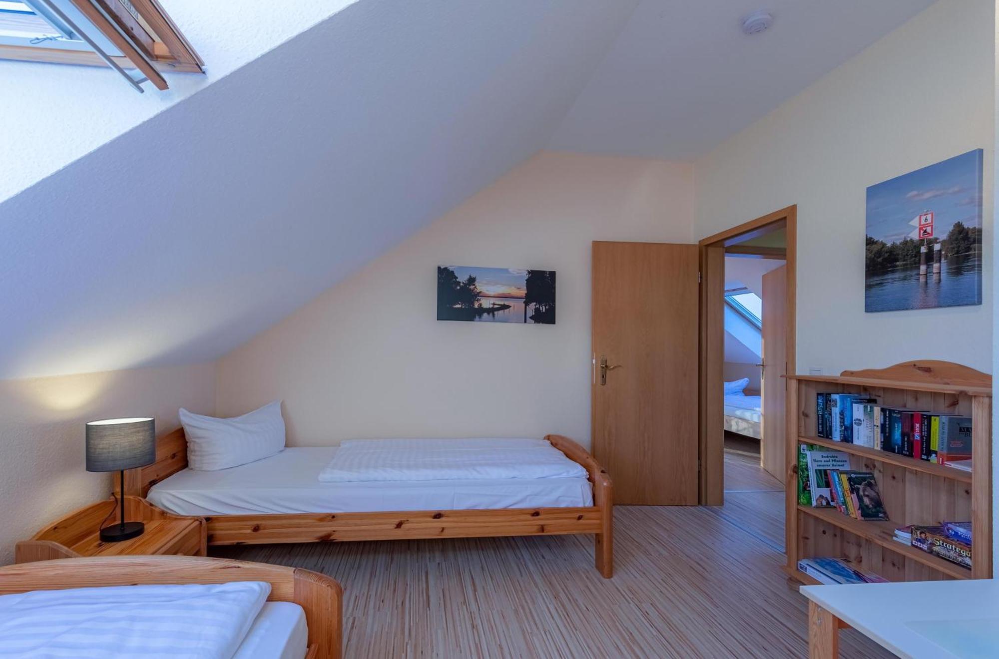 Ferienhaus Schwanensee Fuenfseen Экстерьер фото